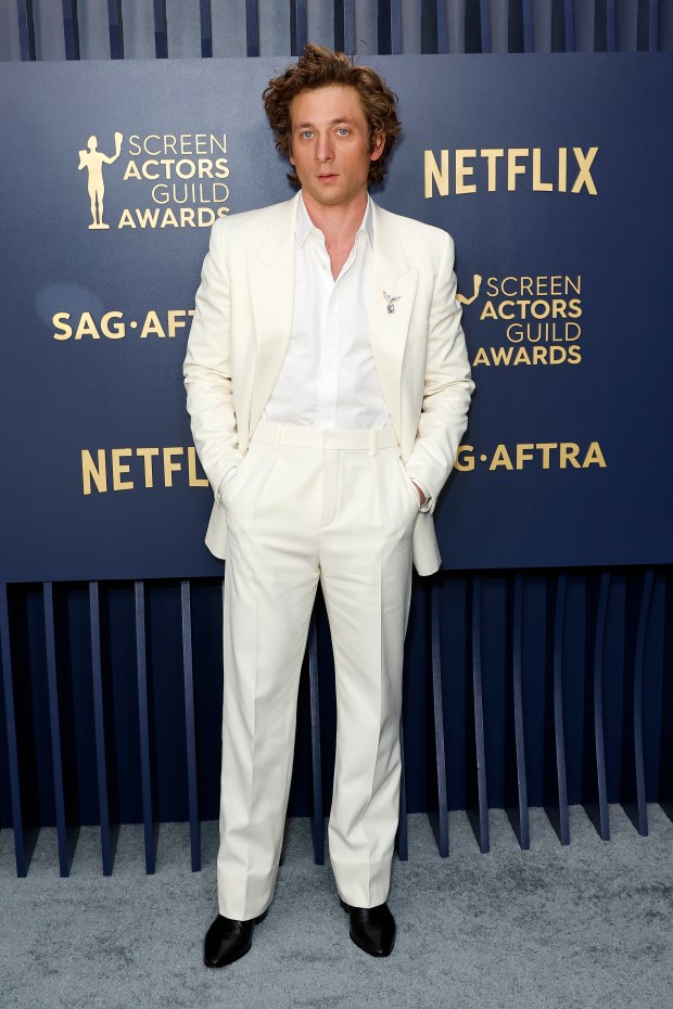 LOS ANGELES, CALIFORNIA - FEBRUARY 24: Jeremy Allen White attends the 30th Annual Screen Actors Guild Awards at Shrine Auditorium and Expo Hall on February 24, 2024 in Los Angeles, California. (Photo by Frazer Harrison/Getty Images)