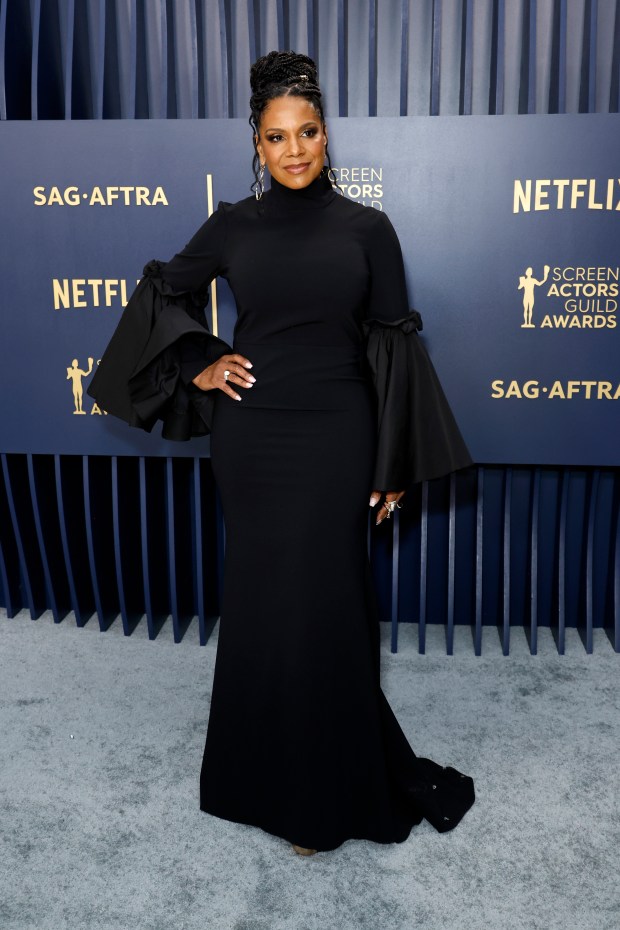 LOS ANGELES, CALIFORNIA - FEBRUARY 24: Audra Mcdonald attends the 30th Annual Screen Actors Guild Awards at Shrine Auditorium and Expo Hall on February 24, 2024 in Los Angeles, California. (Photo by Frazer Harrison/Getty Images)